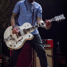 Street Dogs - Lenny Lashley