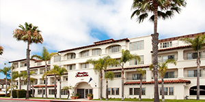 Hampton Inn & Suites